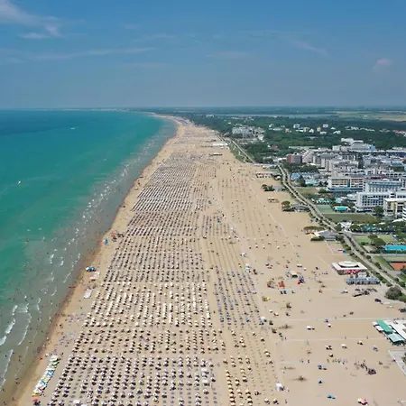 Colorful By The - Beahost Bibione